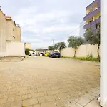 Beach Guesthouse 3*