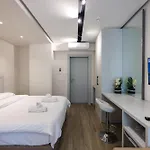 Beach Guesthouse 3* Durrës