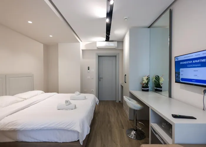 Beach Guesthouse 3* Durres