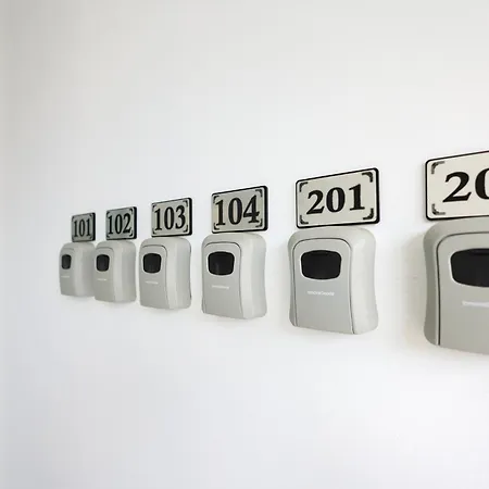 Beach Guesthouse 3* Durrës